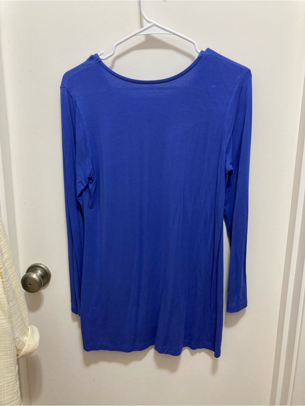 SoftSurroundings purple tunic style top, size petite medium - Picture 2 of 3
